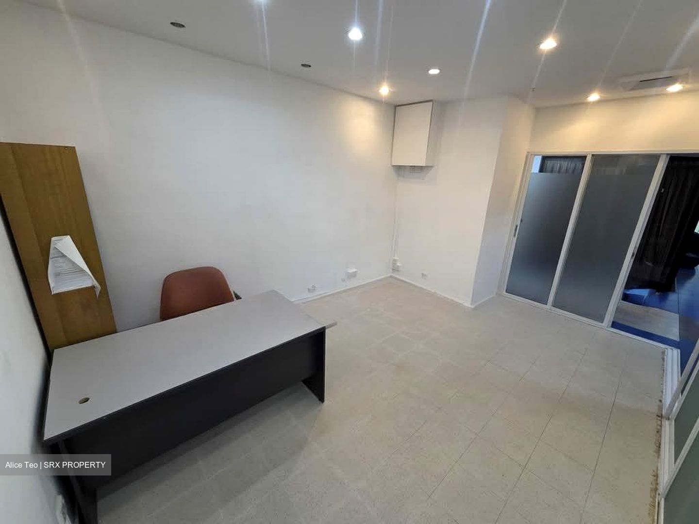 Bukit Timah Shopping Centre (D21), Shop House #562149331